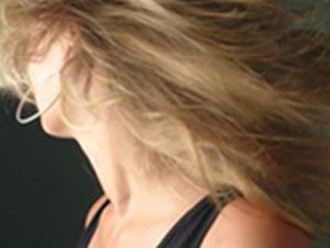 Foto Noticia ¿Cómo cuidar el pelo rubio en verano?