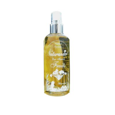 Colonia Fruits Naturandor 220ml, fragancia natural con toque afrutado.