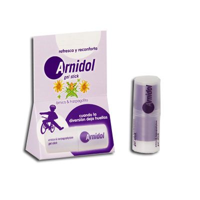 Gel stick barra ARNIDOL 15 ml, cuida y ayuda a mantener en buen estado la piel después de un golpe leve.